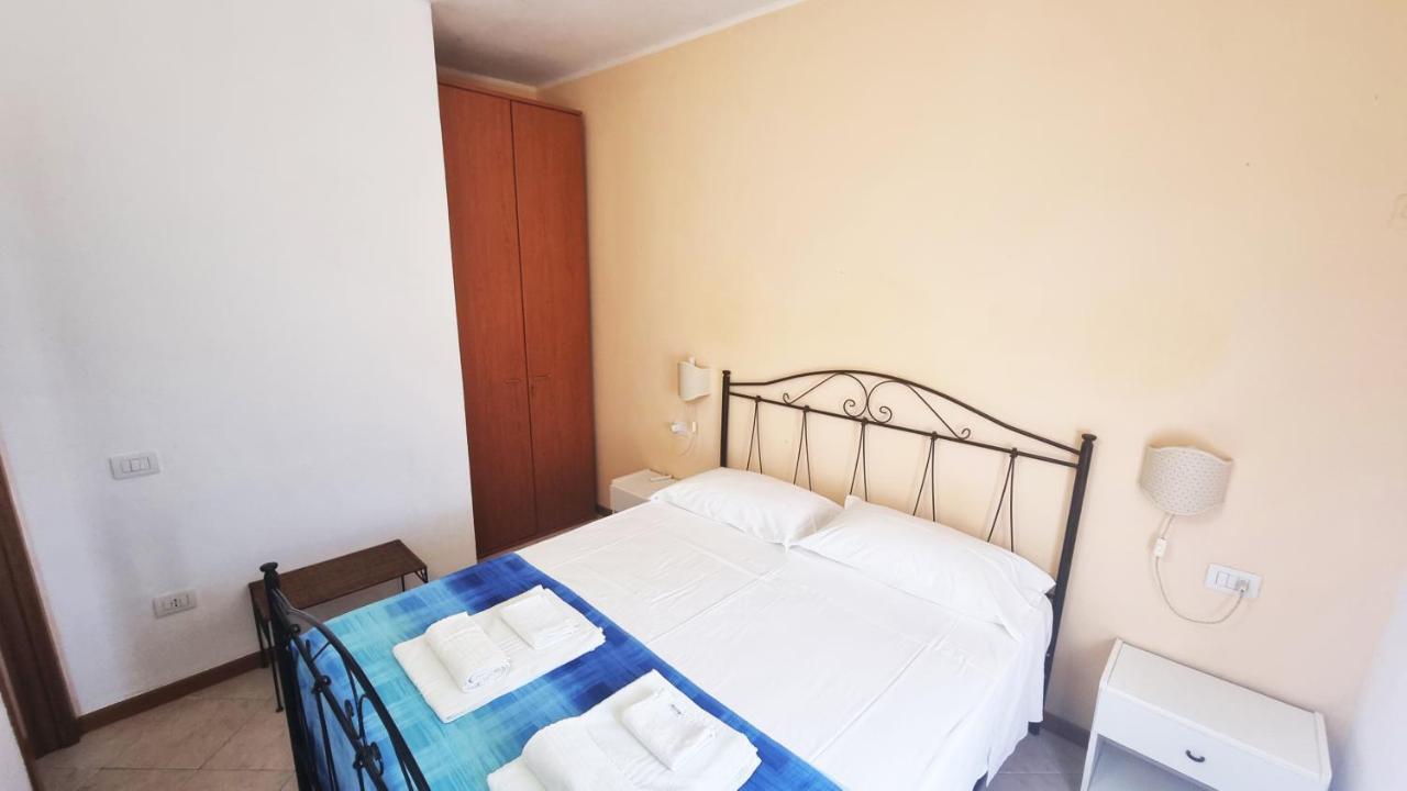 La Baia Apartments Sa Rocca Tunda Екстер'єр фото