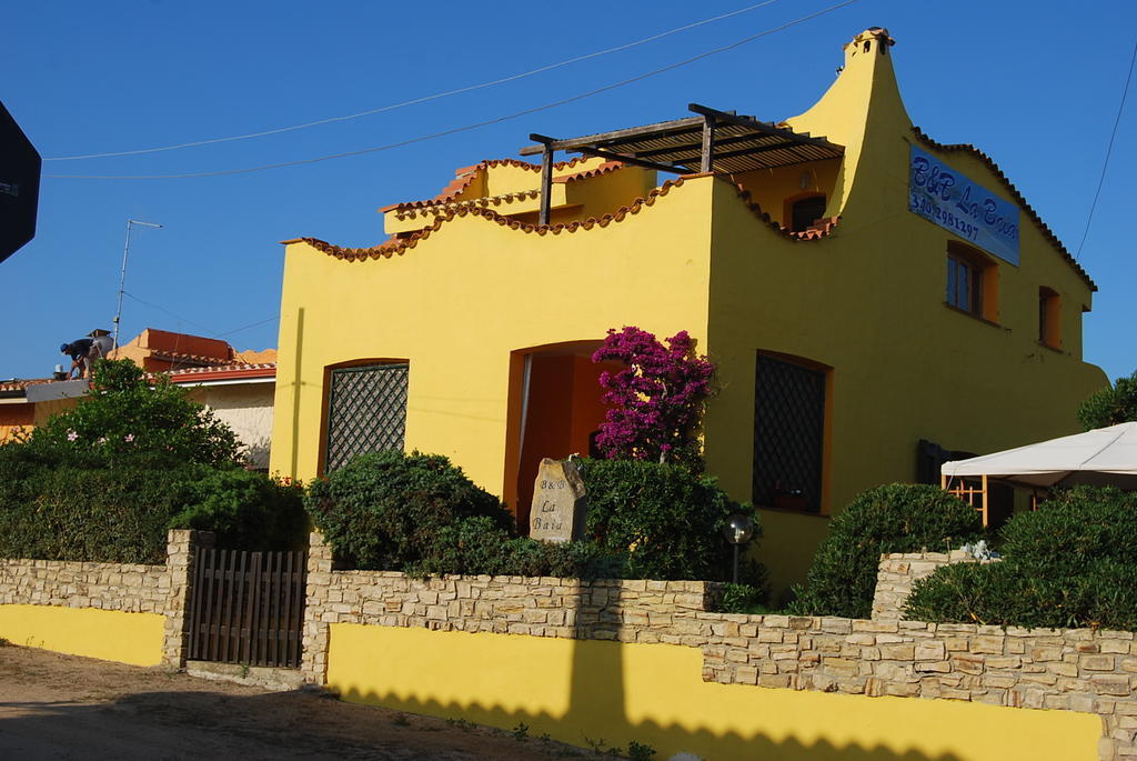La Baia Apartments Sa Rocca Tunda Екстер'єр фото